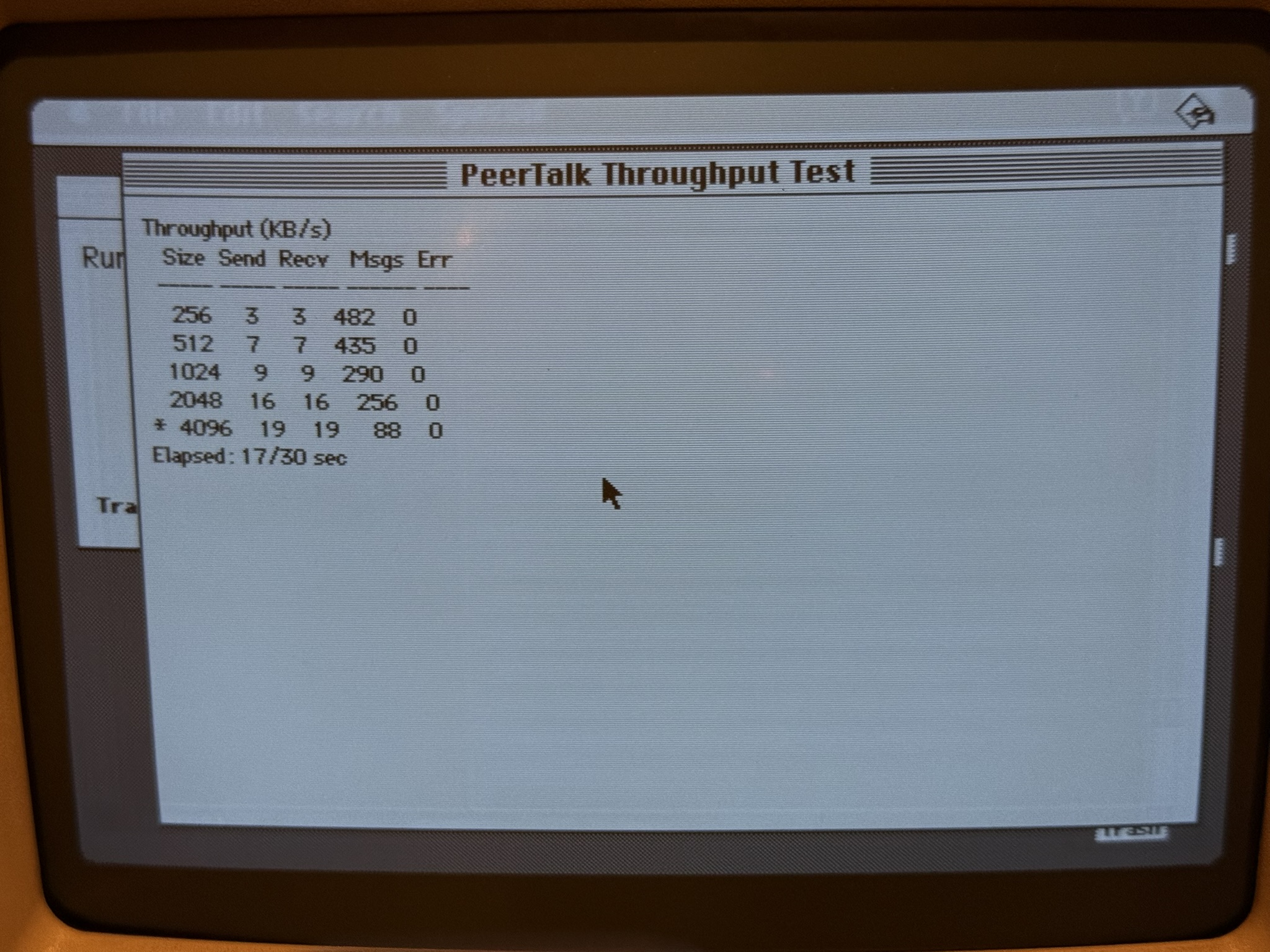 Mac SE screen showing PeerTalk Throughput Test results from a different angle